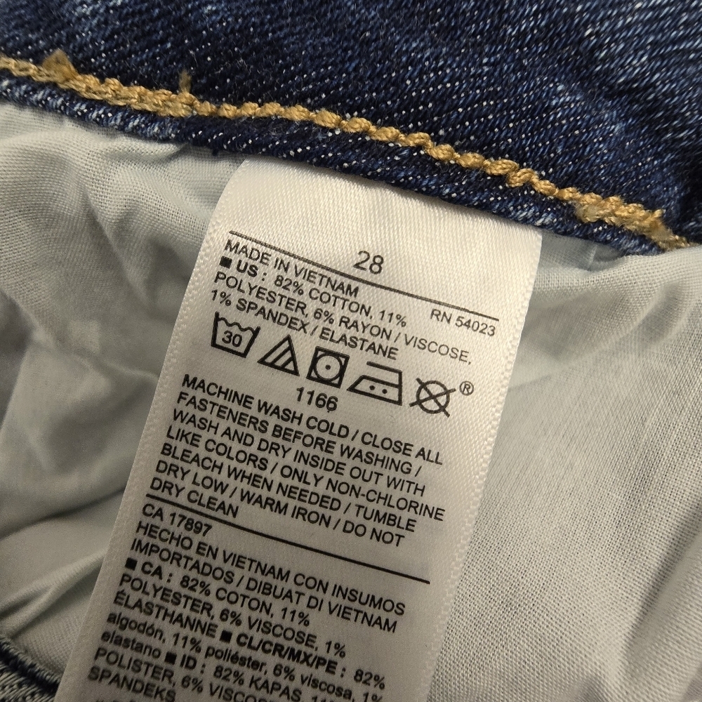 {28} NWT Old Navy Rockstar Super Skinny Mid Rise Jeans Plus Size - Picture 11 of 14
